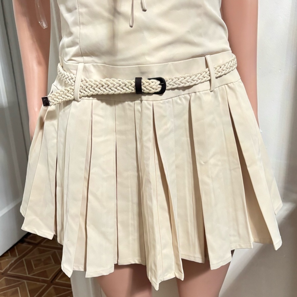 NWT ITZABELLA Women’s Chic Cream Pleated Mini Dress Taupe - Picture 8 of 16